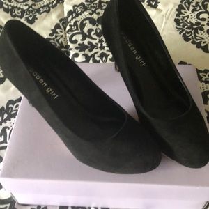 Madden girl size 7 black heels